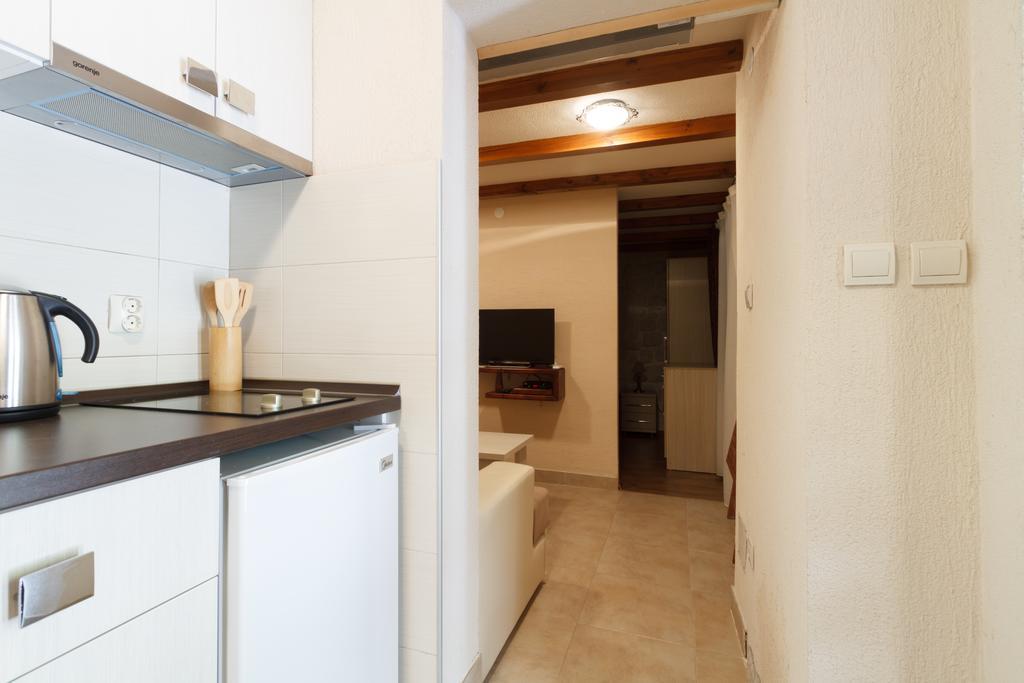 Hill Apartments コトル エクステリア 写真