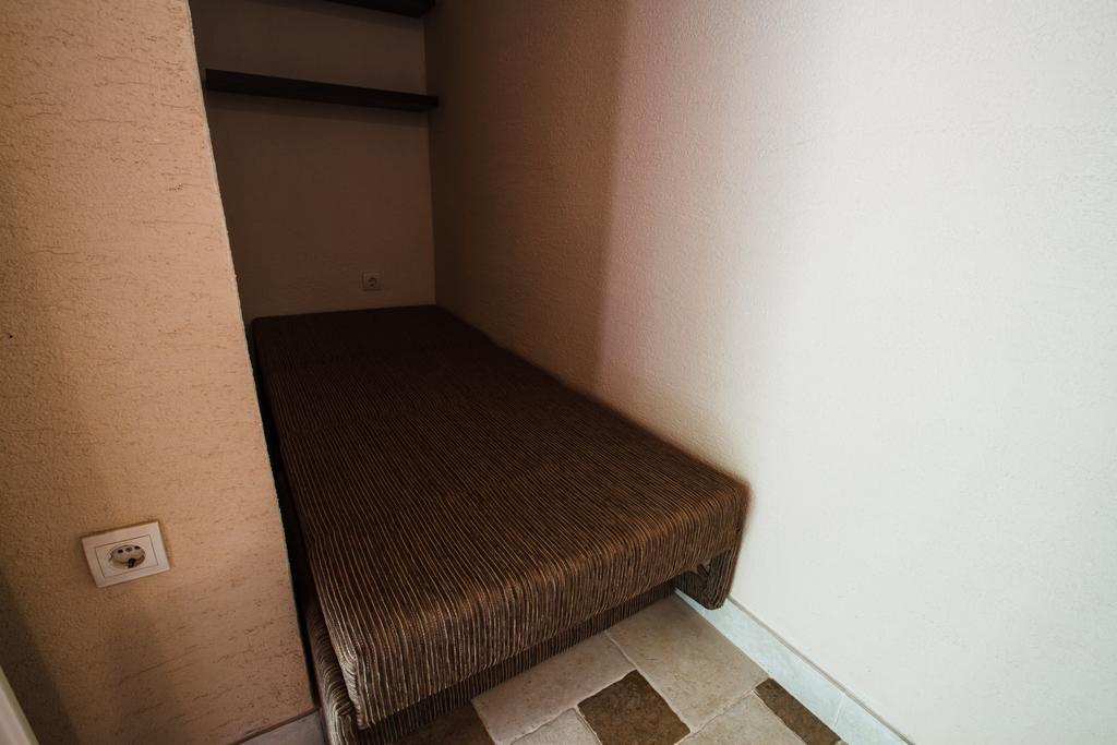 Hill Apartments コトル エクステリア 写真