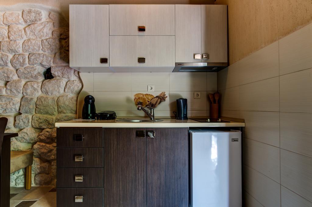 Hill Apartments コトル エクステリア 写真